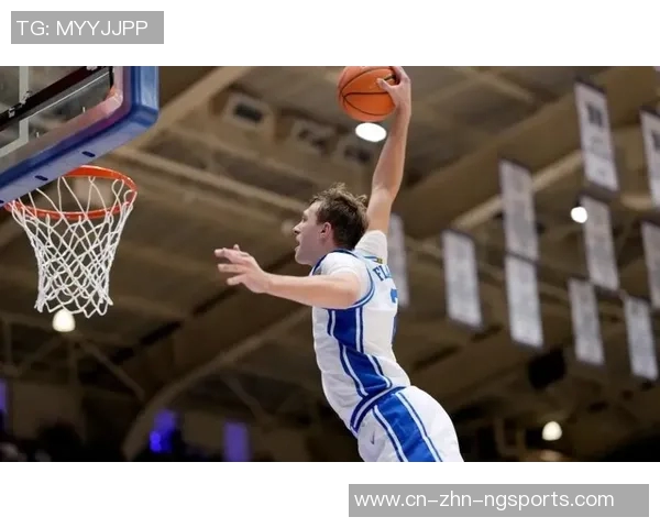 媒体人分享淡厚然NCAA新赛季媒体照展现岁月痕迹与沧桑感 媒体人分享淡厚然NCAA新赛季媒体照展现岁月痕迹与沧桑感