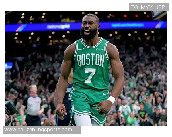 杰伦布朗称赞球队篮板保护表现出色为胜利奠定基础 杰伦布朗称赞球队篮板保护表现出色为胜利奠定基础