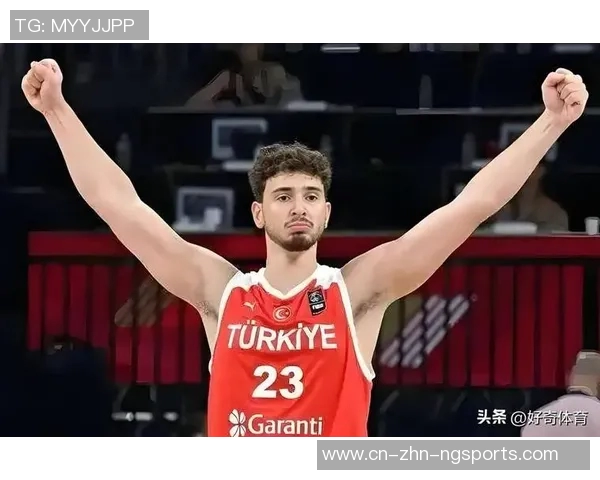 媒体人点评约基奇全力出击申京遭遇惨痛教训难以承受 媒体人点评约基奇全力出击申京遭遇惨痛教训难以承受